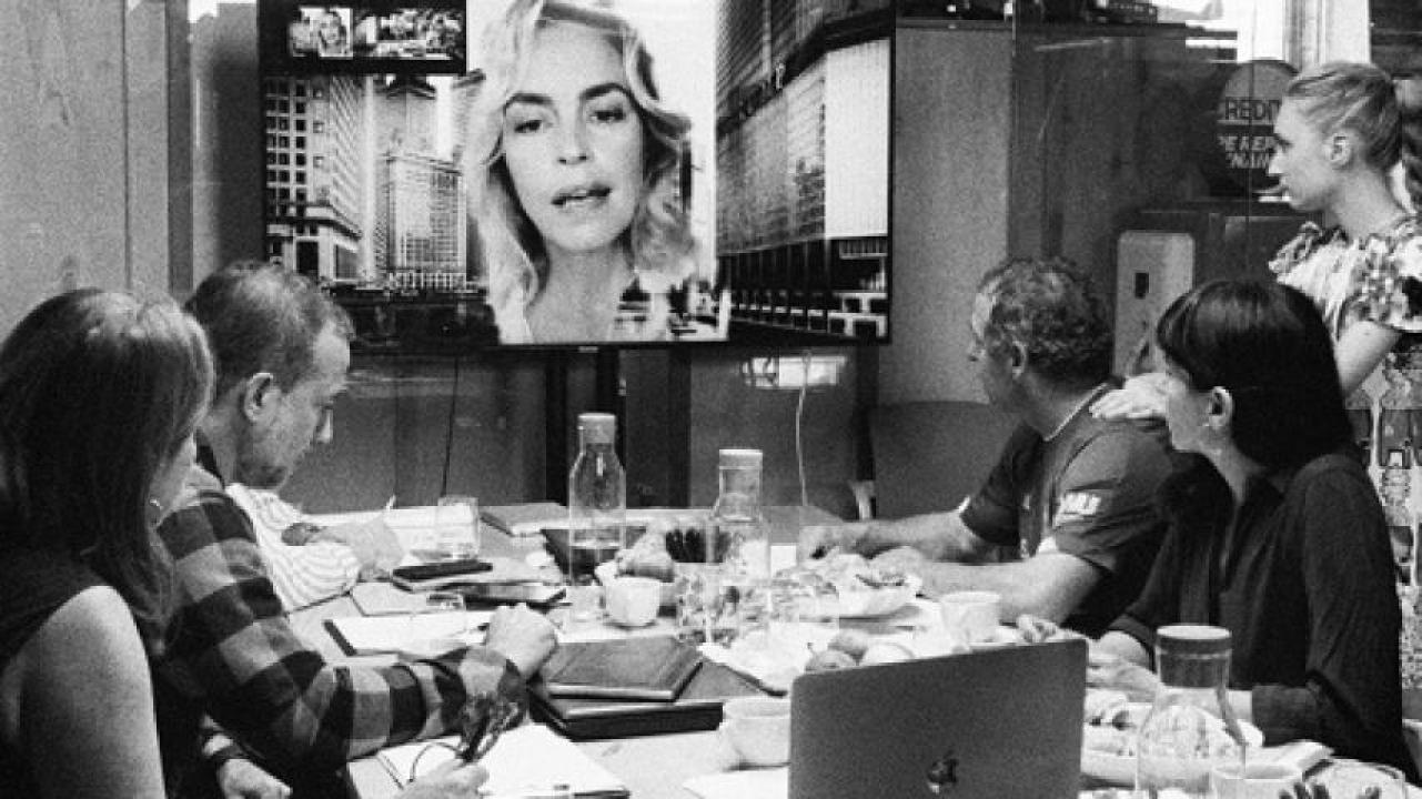 مشاهدة فيلم Do Not Expect Too Much from the End of the World 2023 مترجم جديدك